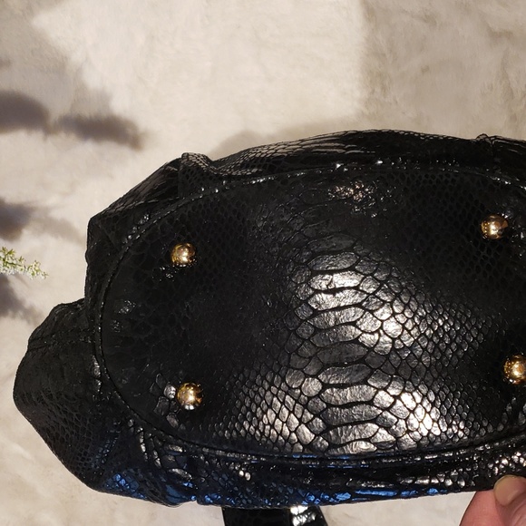 MICHAEL KORS BLACK WITH GOLD CHAIN BAG leather - Picture 4 of 9